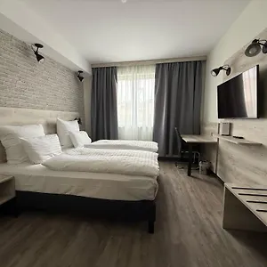 star-inn-centrum-by-comfort.inbudapesthotels.com/